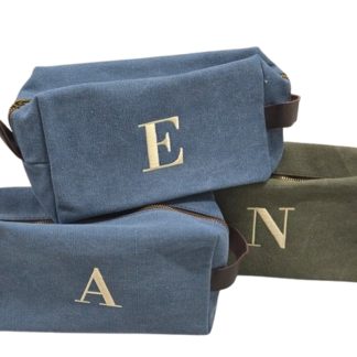 Neceseres y bolsos de viaje bordados